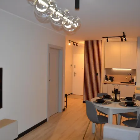 Apartment Wielkopolska Z Ogrodkiem *